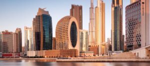 Ouvrir un compte bancaire à Dubaï est un processus simple et structuré - (Credits Unsplash)